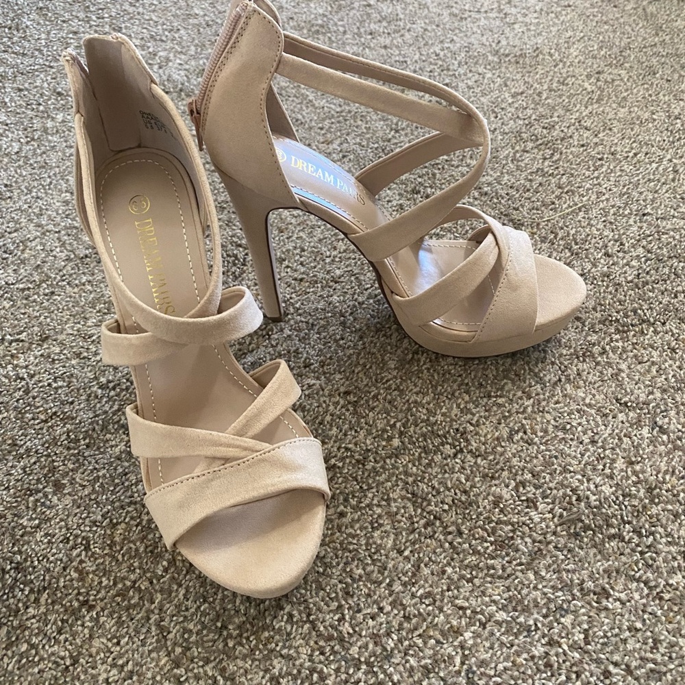 Women’s size 6.5 high heel